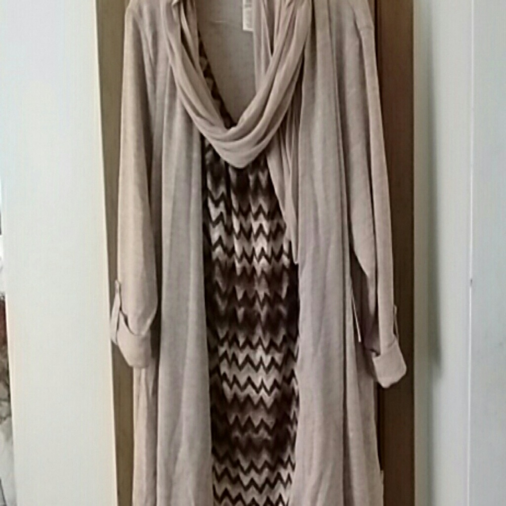 Faded Glory 1X top & scarf  New Tunic